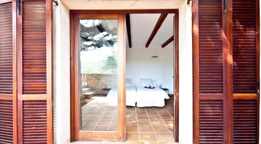 Photo of The Grand Charm