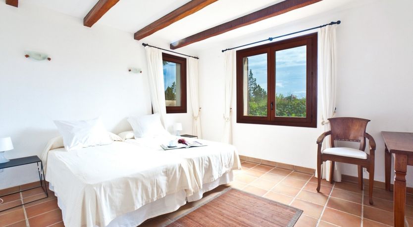 Photo of The Grand Charm