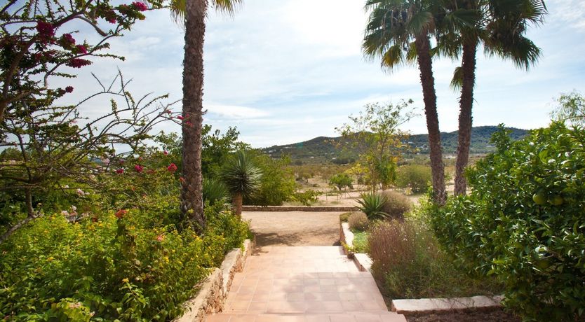 Photo of The Grand Charm