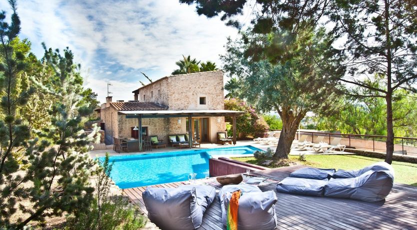 Photo of The Grand Charm