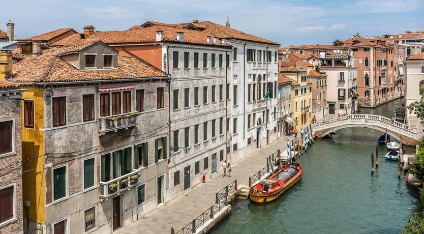 Photo of The Doge's Canal