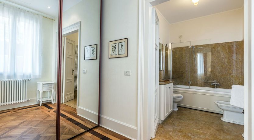 Photo of The Doge's Canal