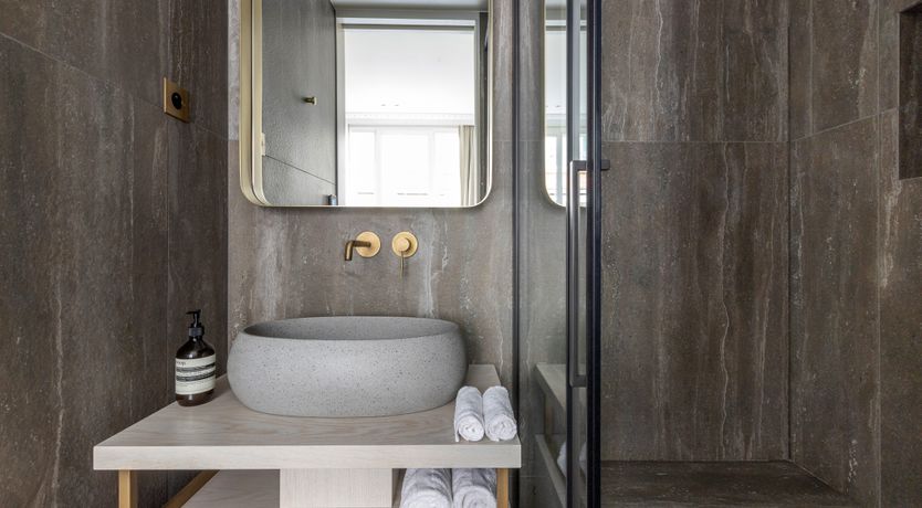 Photo of Objet d'Arts