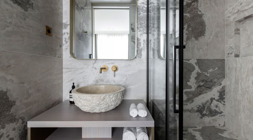 Photo of Objet d'Arts