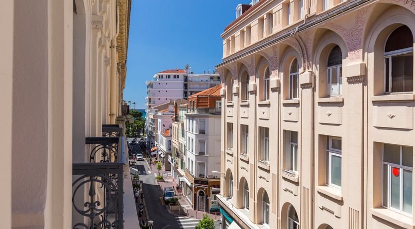 Photo of Bleu Marine