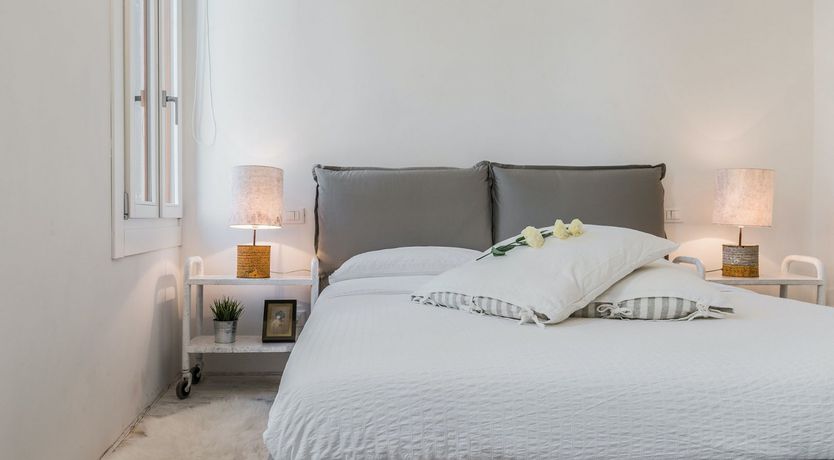 Photo of Art Lovers Unite