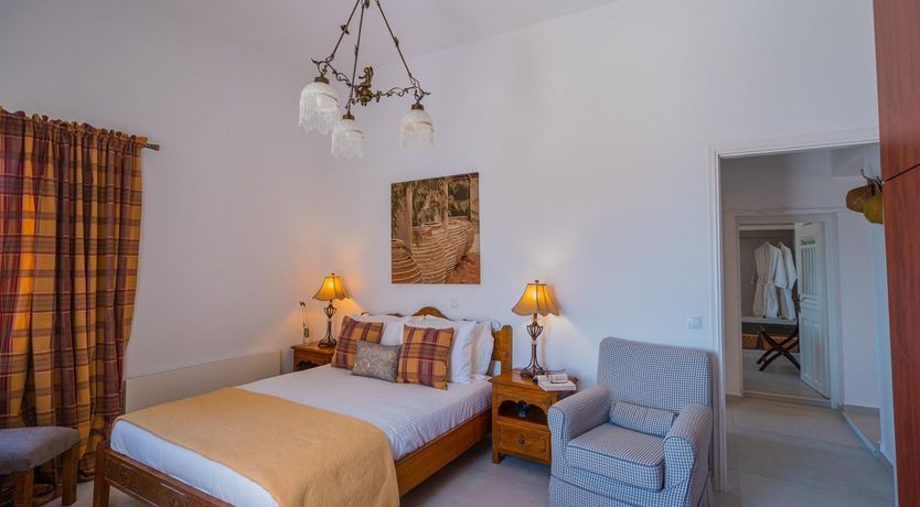 Photo of Rising Moon