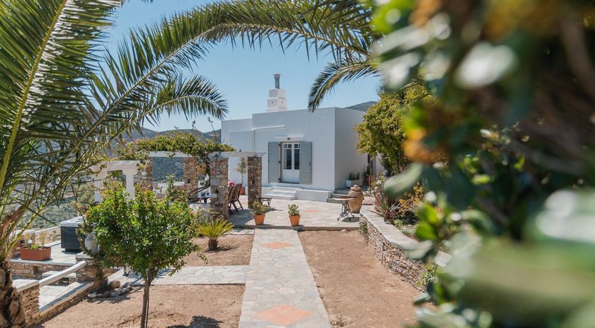 Photo of Rising Moon