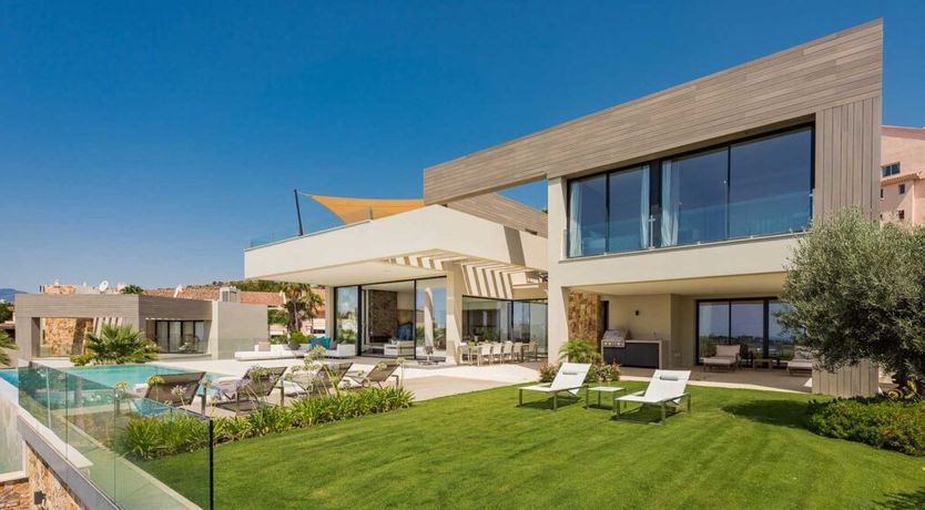 Photo of Well Above Par