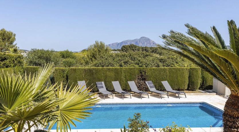 Photo of Honey Breeze