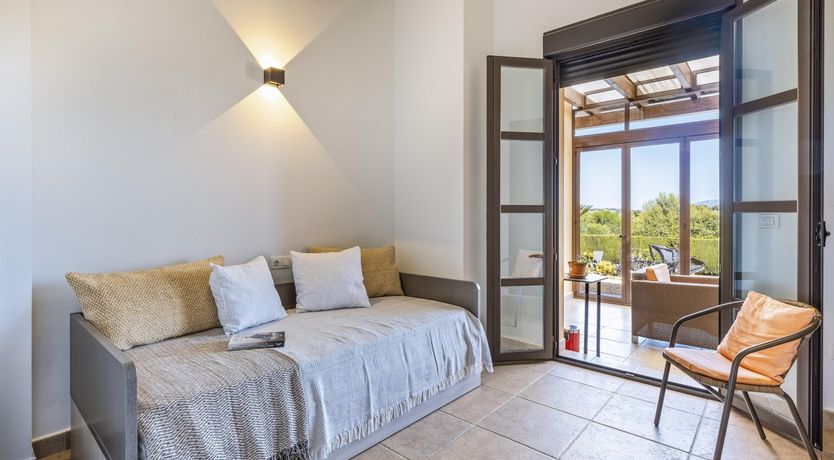 Photo of Honey Breeze