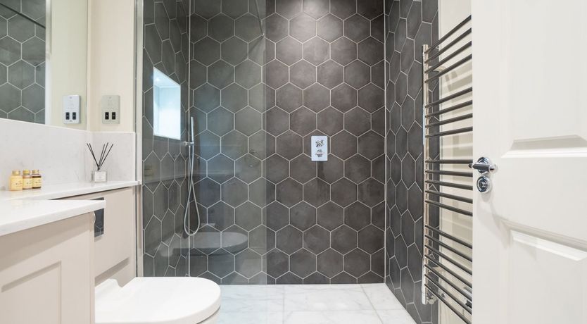 Photo of Bath Stone & Blooms