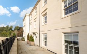 Photo of Bath Stone & Blooms