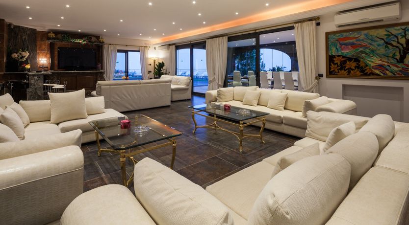 Photo of Ibizan Breeze