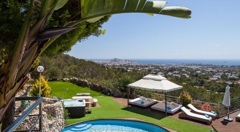 Photo of Ibizan Breeze