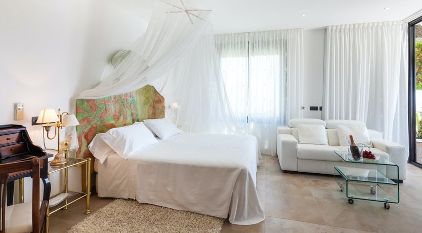 Photo of Ibizan Breeze