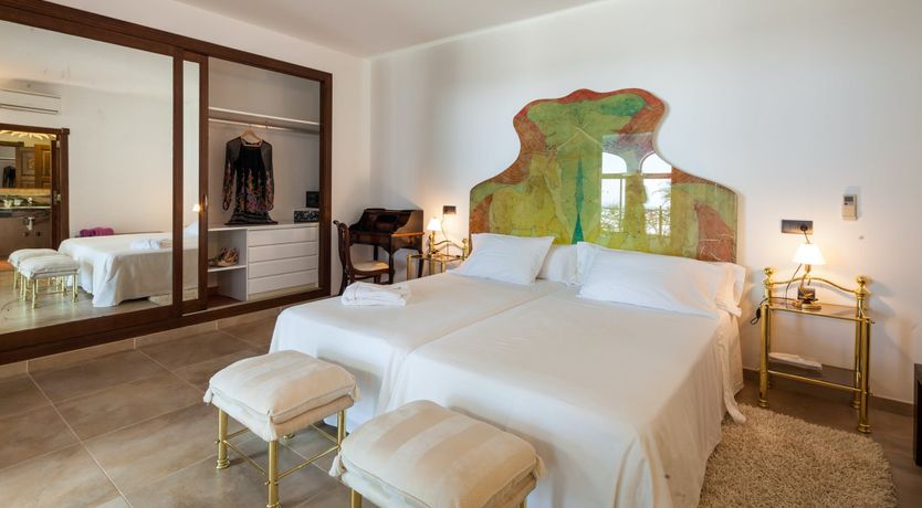 Photo of Ibizan Breeze