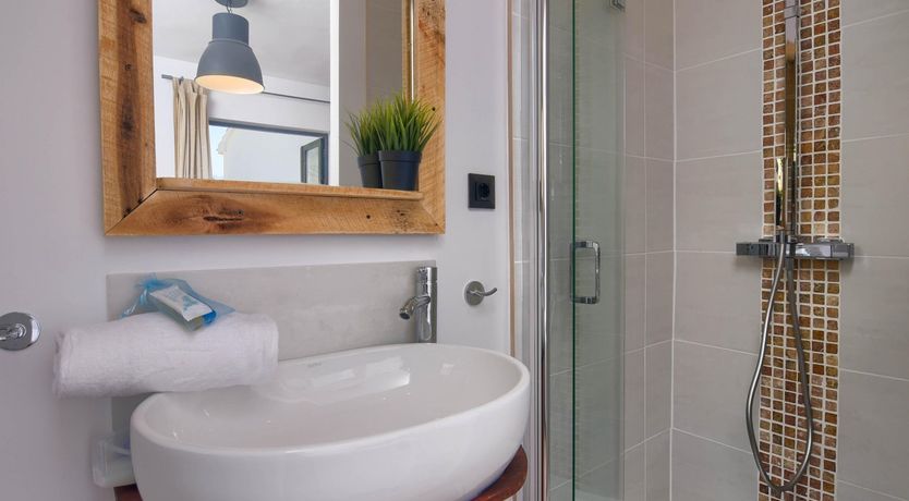 Photo of Sunburst Sunrise