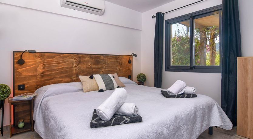 Photo of Sunburst Sunrise