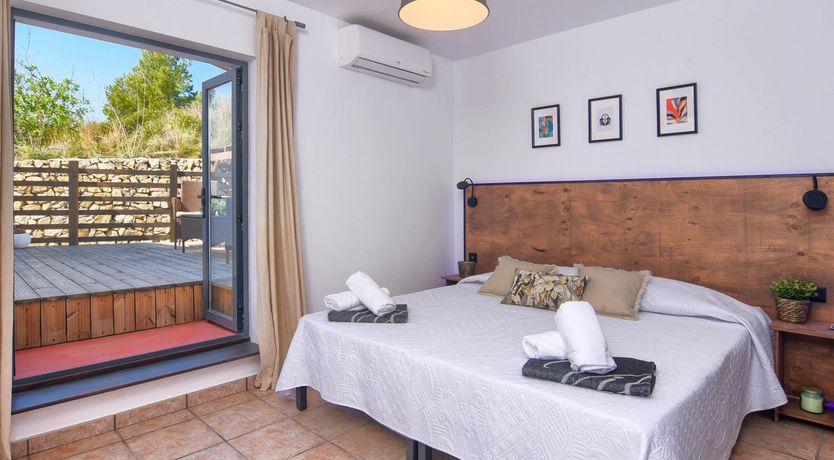 Photo of Sunburst Sunrise