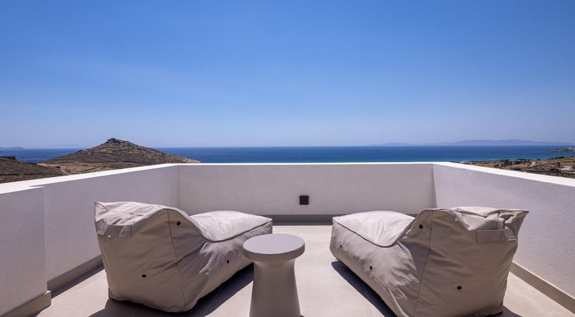 Photo of Clear Blue Horizon