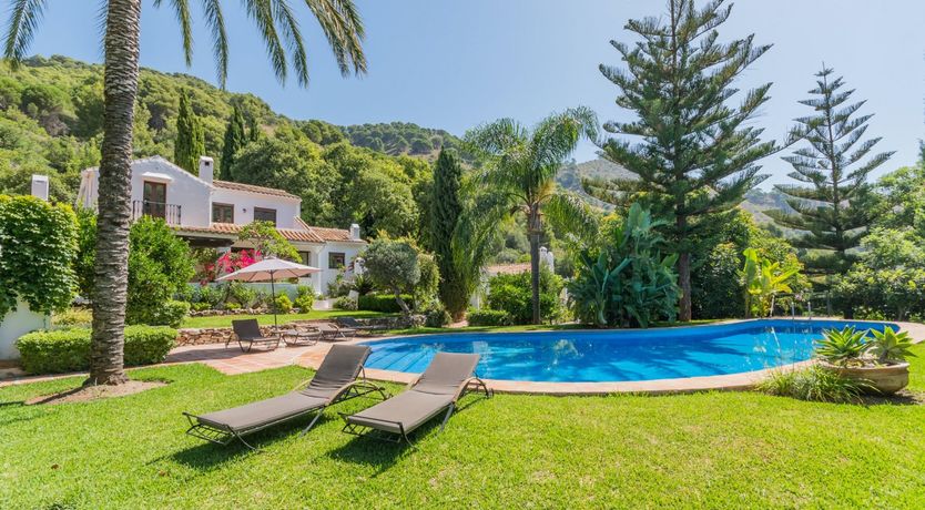 Photo of Brimming with Wild Blooms