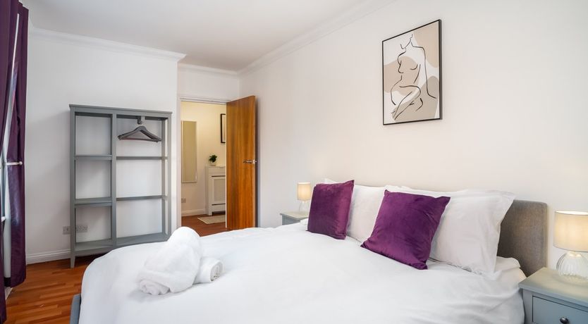 Photo of Circle Back