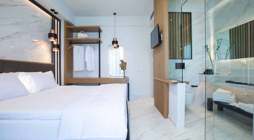 Photo of To the Water's Edge