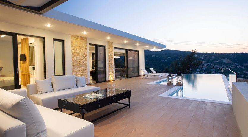 Photo of To the Water's Edge