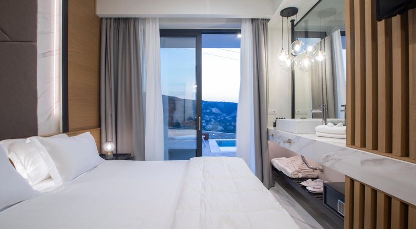 Photo of To the Water's Edge