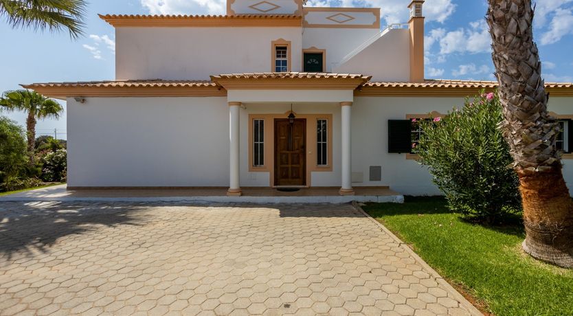 Photo of The White & The Blue