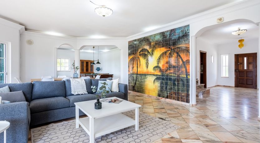 Photo of The White & The Blue