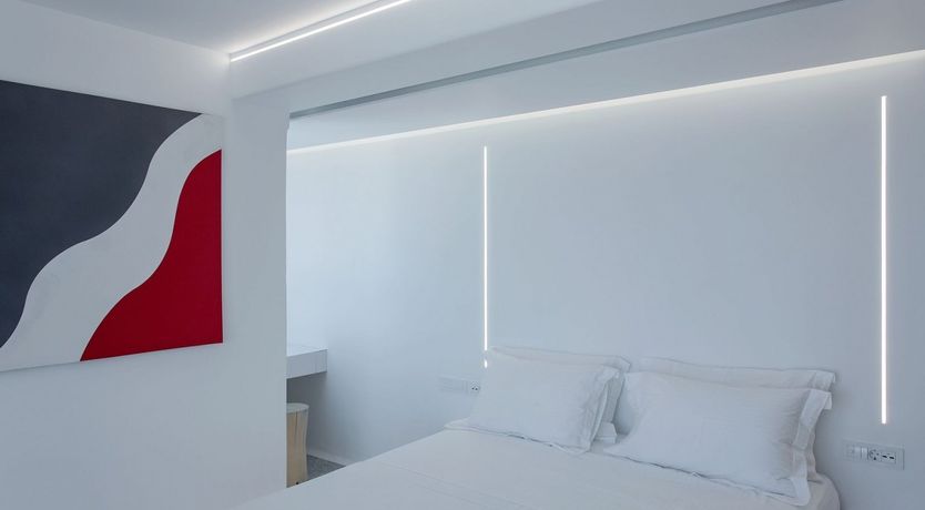 Photo of I Can See For Miles & More