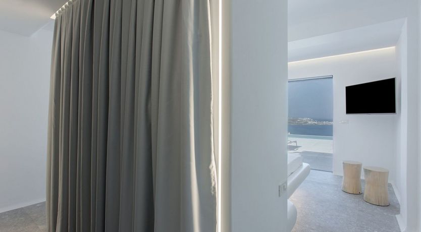 Photo of I Can See For Miles & More