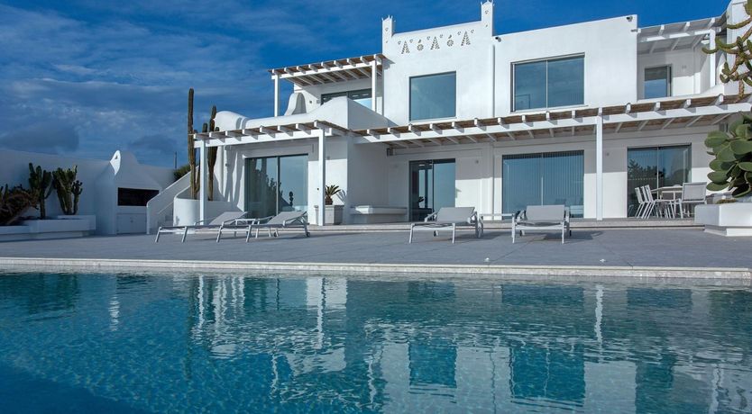 Photo of I Can See For Miles & More