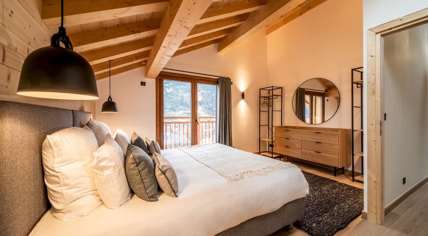 Photo of Mountain Waves