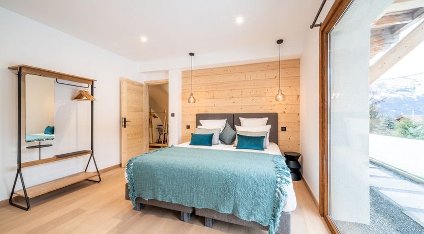 Photo of Mountain Waves