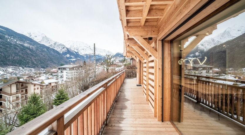 Photo of Mountain Waves