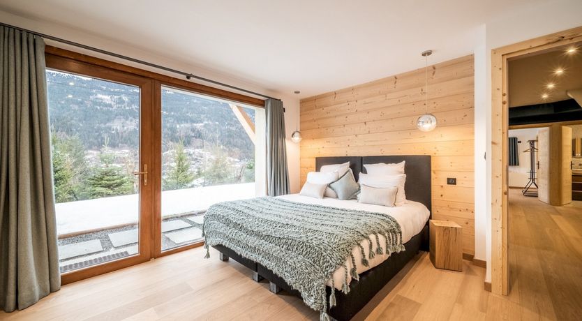 Photo of Mountain Waves