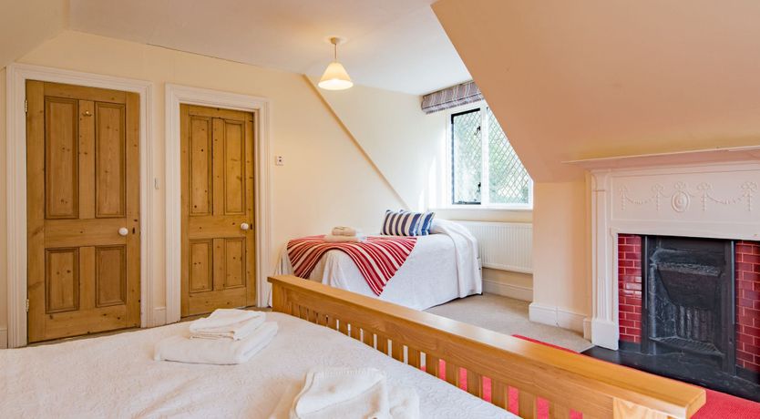 Photo of Hockley Wing