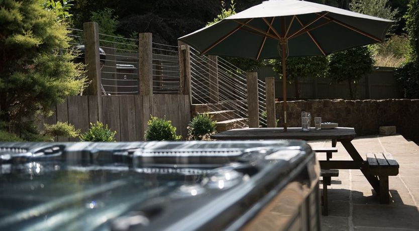 Photo of Hockley Wing