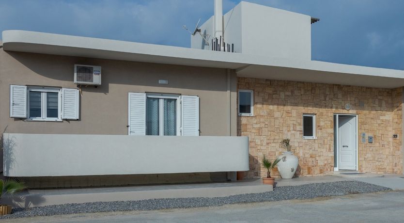 Photo of Heraklion Hibiscus