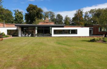 The Laird's Garden Holiday Cottage