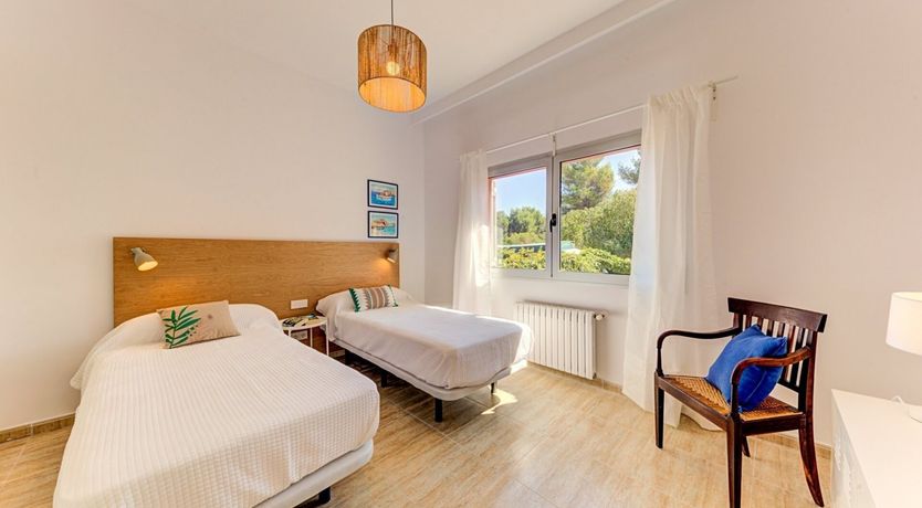 Photo of Coral & Conch