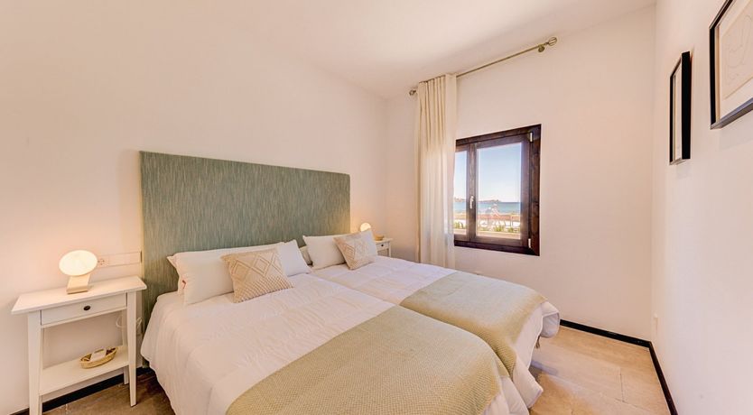 Photo of A Glimpse Of Serenity