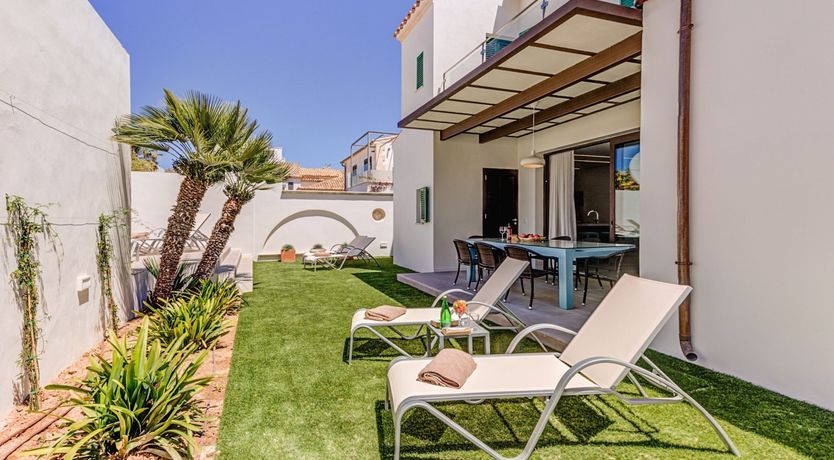 Photo of A Glimpse Of Serenity