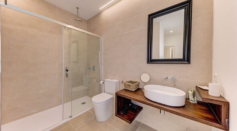 Photo of A Glimpse Of Serenity