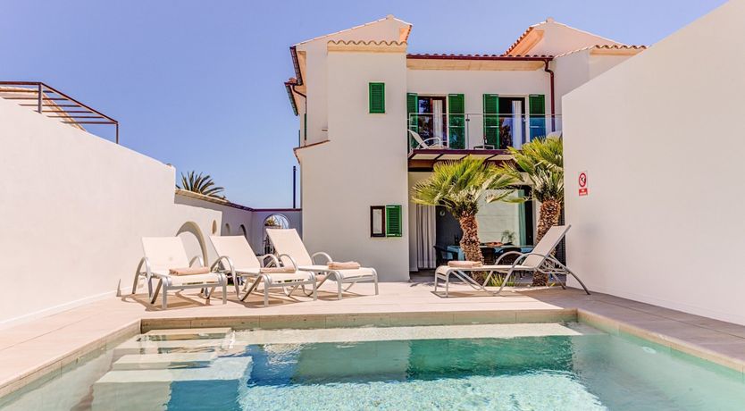 Photo of A Glimpse Of Serenity