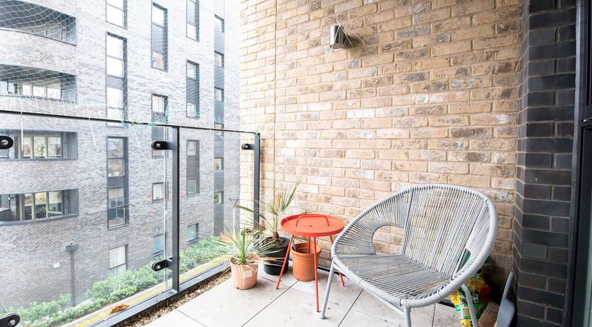 Photo of Day's A-Dawning