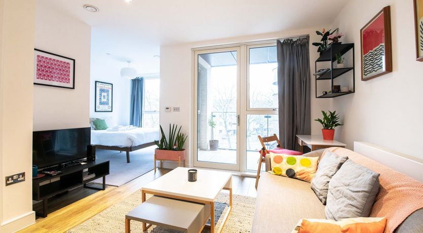 Photo of Day's A-Dawning